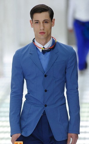 宝蓝色系发布会