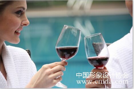 葡萄酒也是一种社交礼仪_礼仪社区_中国形象