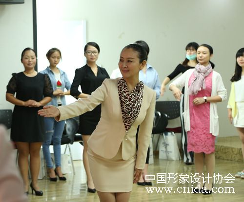 中国形象礼仪网