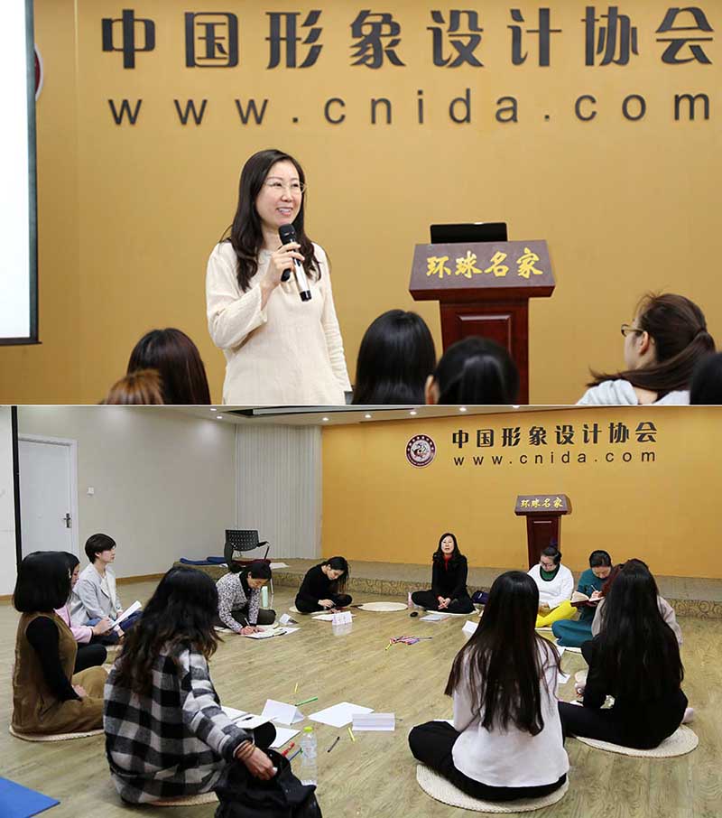 心灵成长专家于焕新老师在课堂上