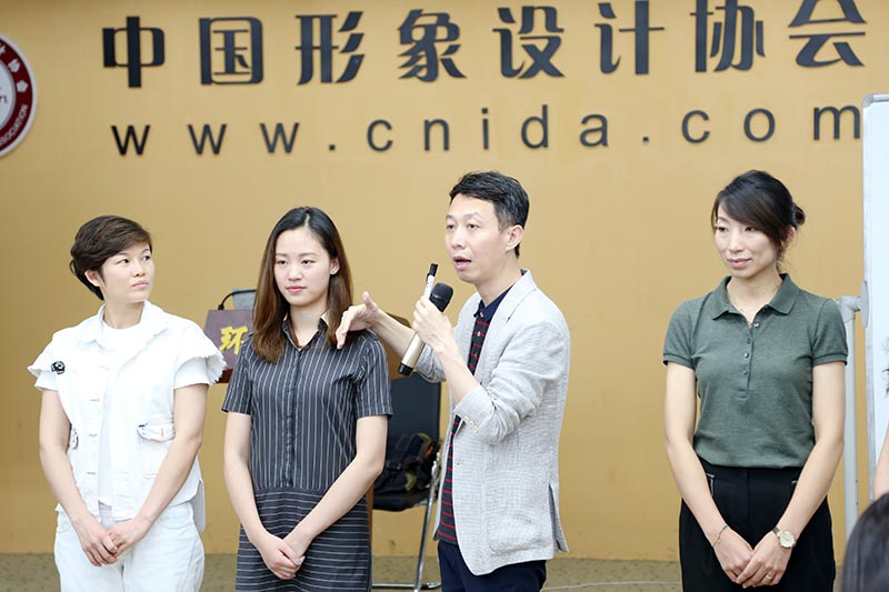精彩的的课堂师生互动