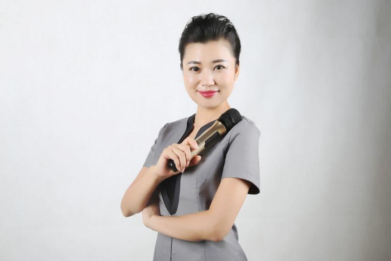 环球风尚联盟副主席刘晶晶老师