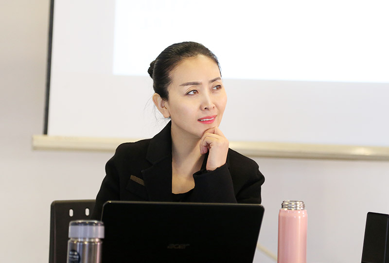 国内著名优雅仪态教练徐文波老师