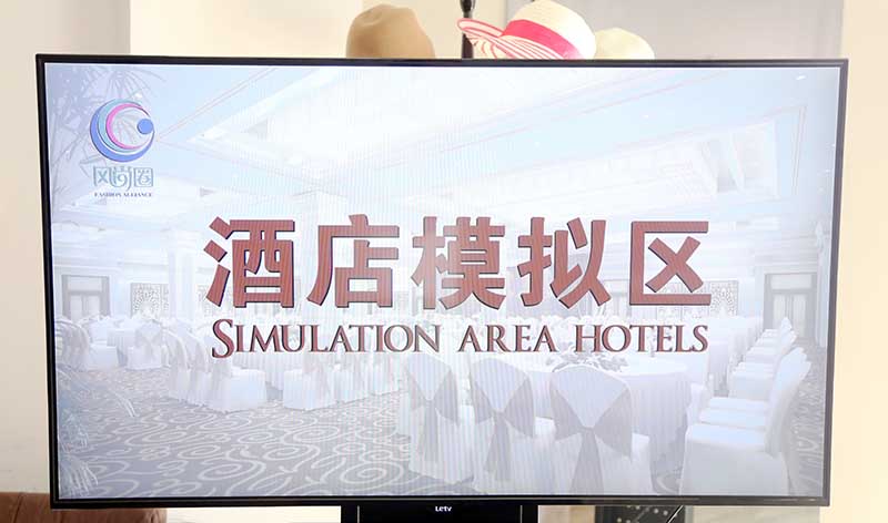 往届餐饮、银行、医护专业服务礼仪实训班课堂掠影
