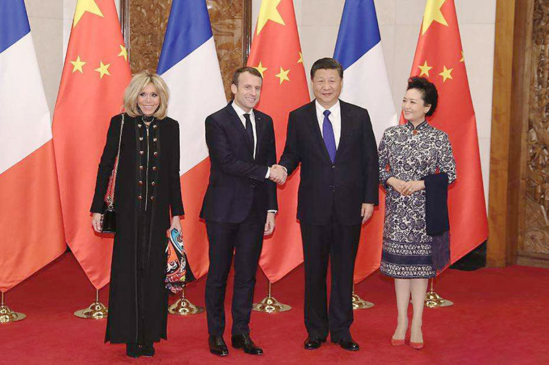 法国总统马克龙开启对中国的国事访问
