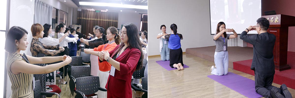 师生共同练习行中华传统礼仪