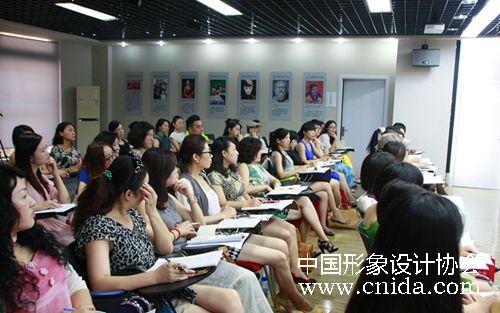 形象设计 礼仪培训 中国形象礼仪网