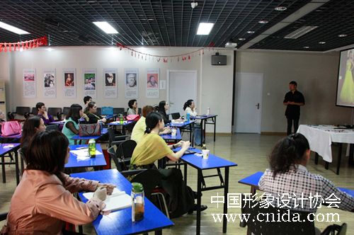 形象设计 礼仪培训 中国形象礼仪网