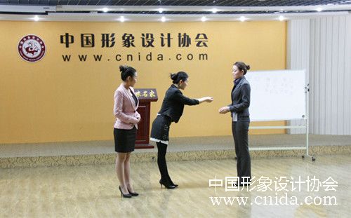 中国形象设计协会形象礼仪讲师班开班