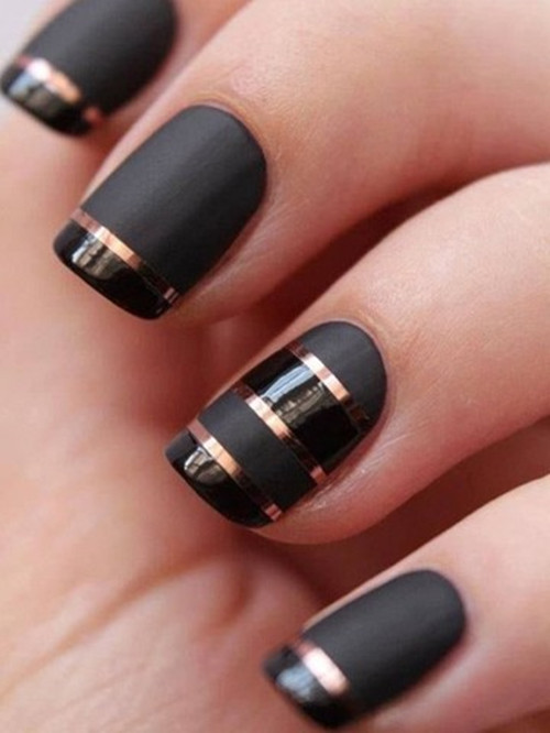 形象顾问介绍美甲技巧