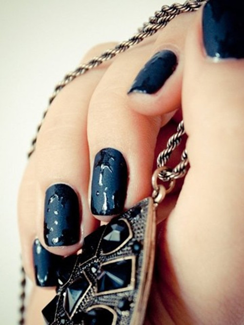 形象顾问介绍美甲技巧