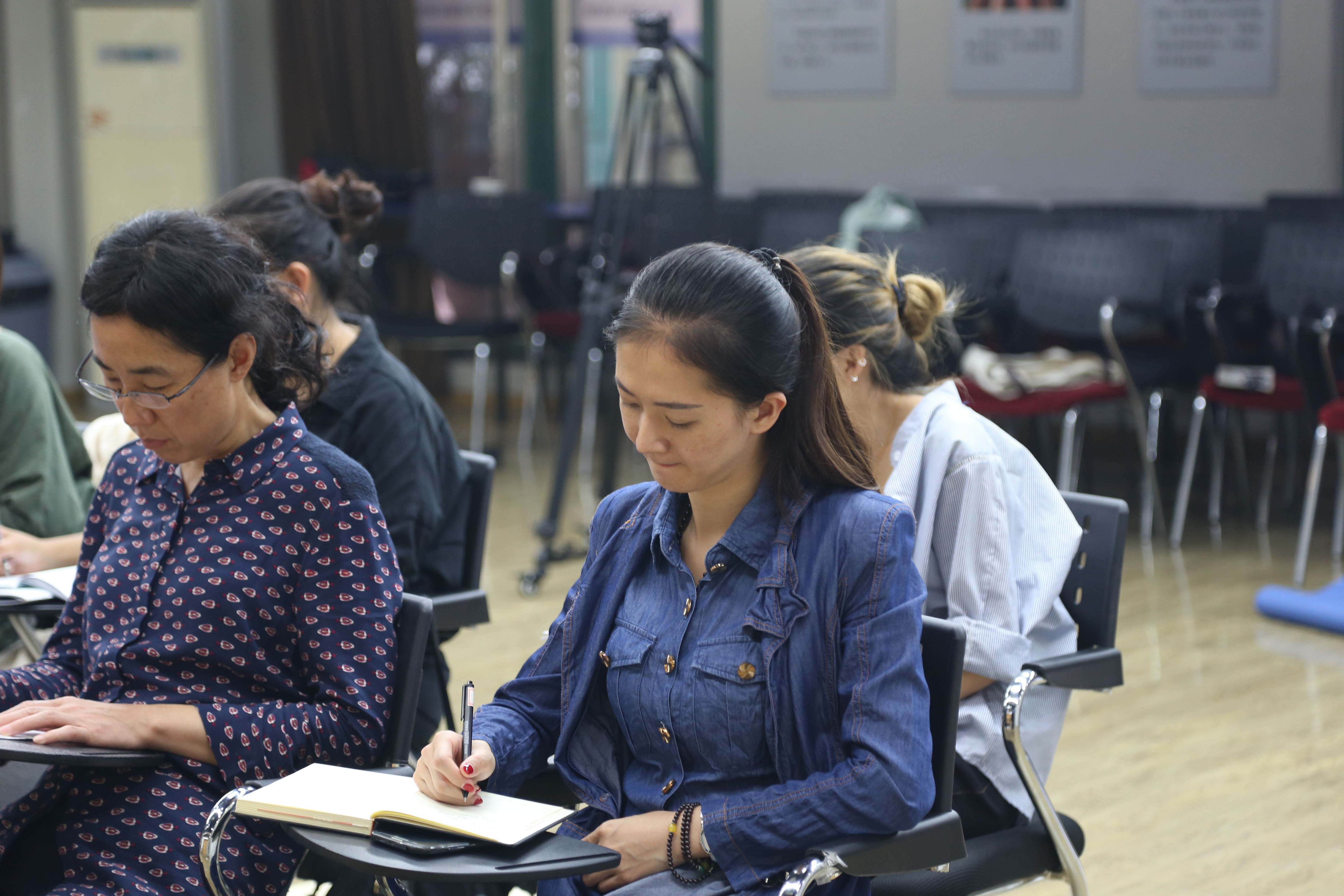 中国形象礼仪网心灵成长班