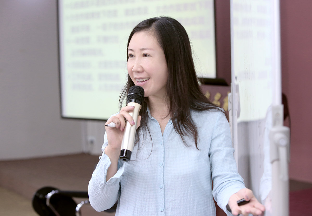 风尚圈首席职业发展顾问于焕新老师