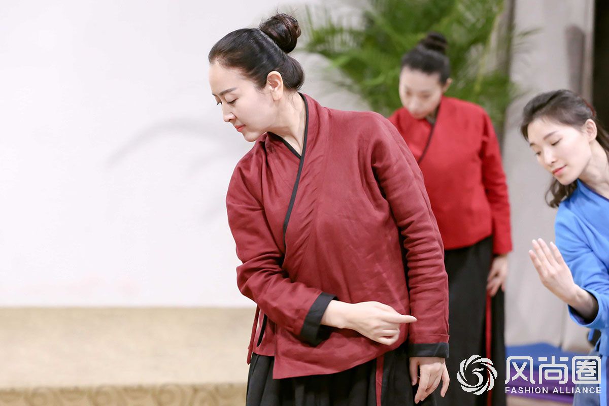 风尚圈优雅仪态教练徐文波老师