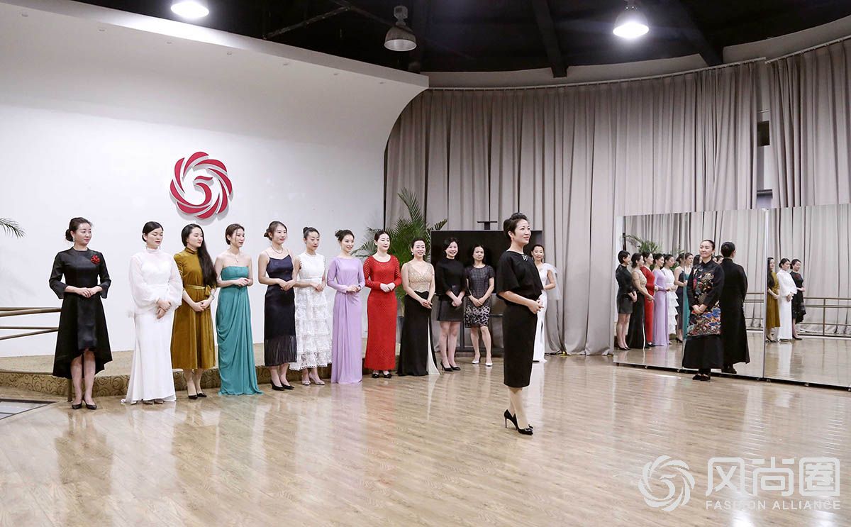 往届专业形体仪态训练营课堂掠影