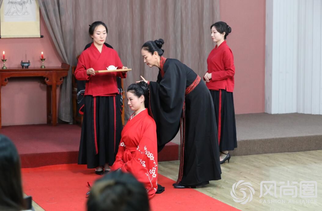 中华女子成人礼