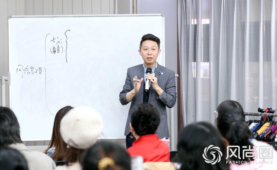 量化美学管理韩久九