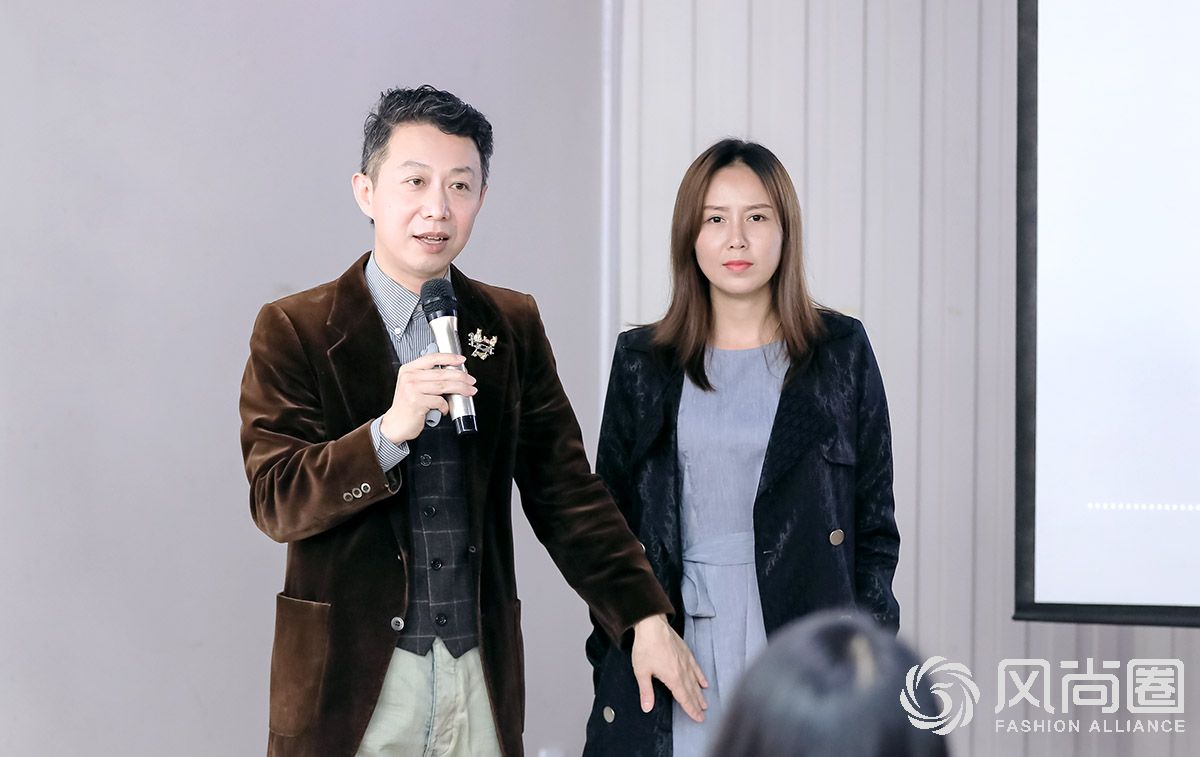 韩老师为同学分析风格