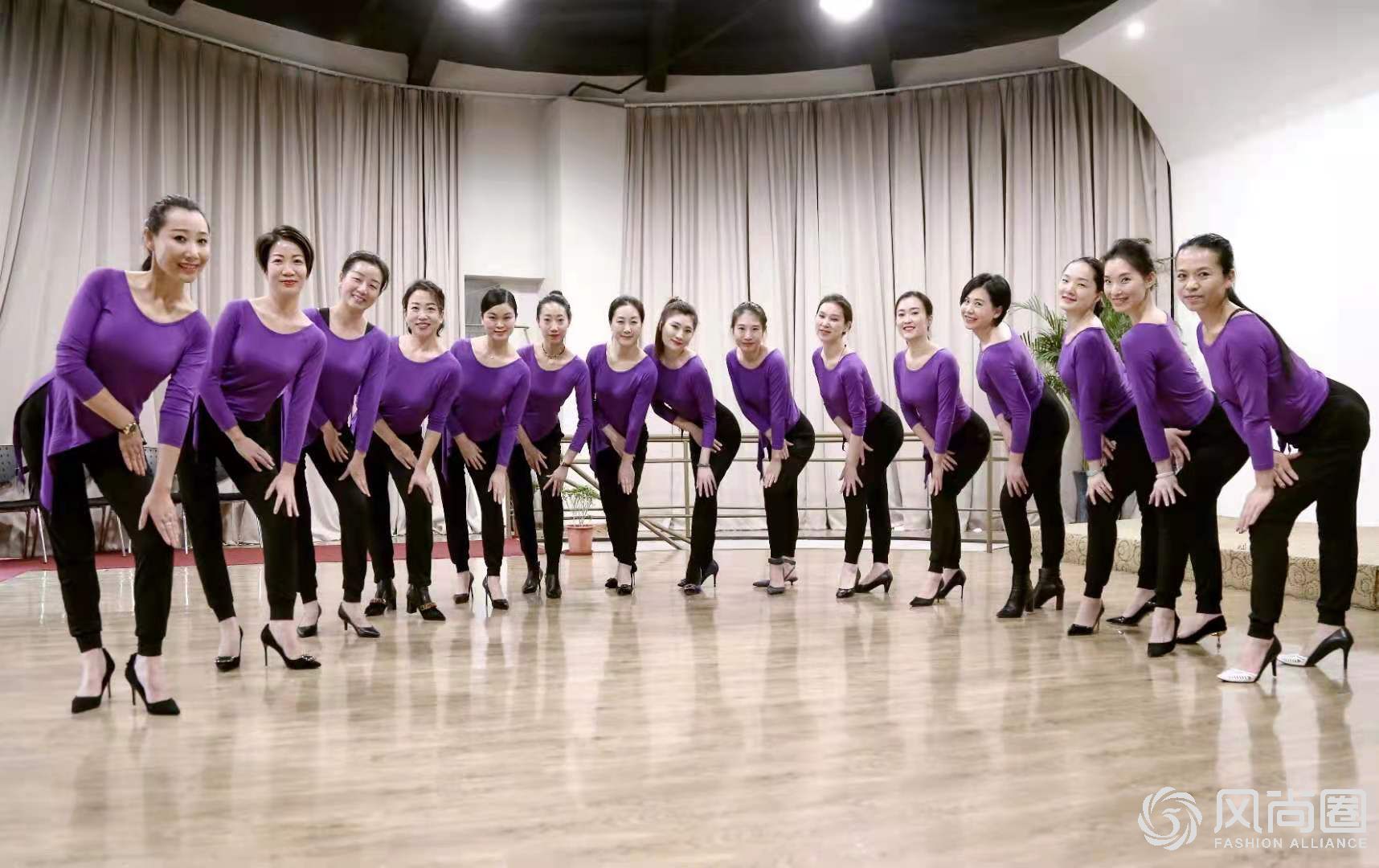 形体训练,优雅仪态