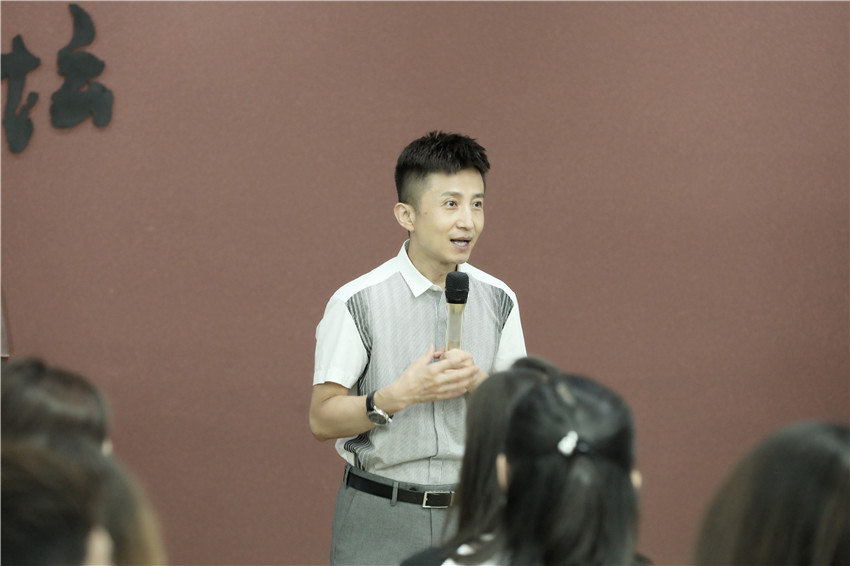 形象管理师专业班讲师风采