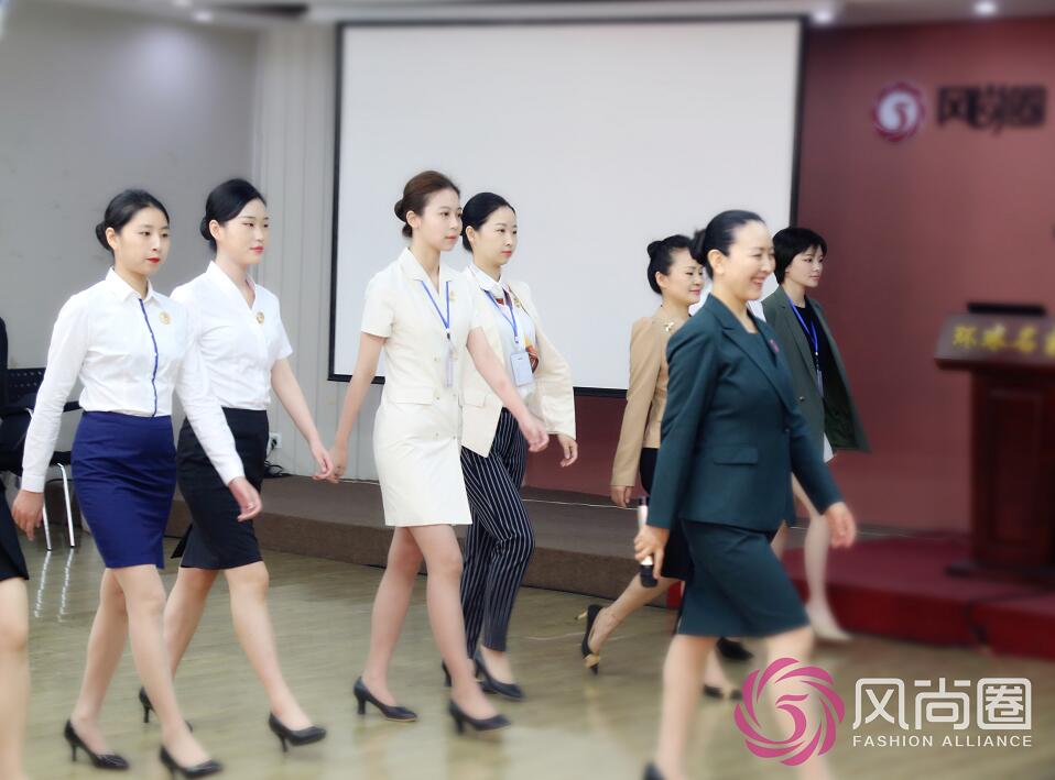 礼仪培训师课程