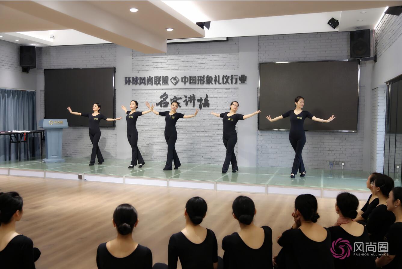 ѵ̬