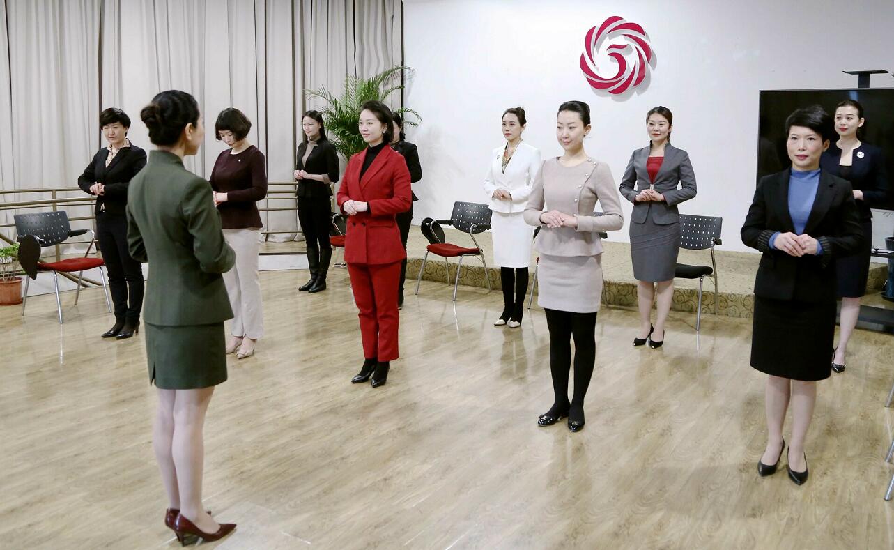 北京礼仪培训班-风尚圈