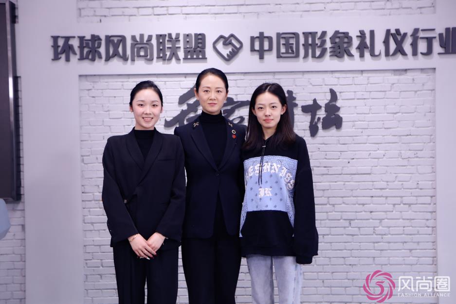 礼仪培训师课程